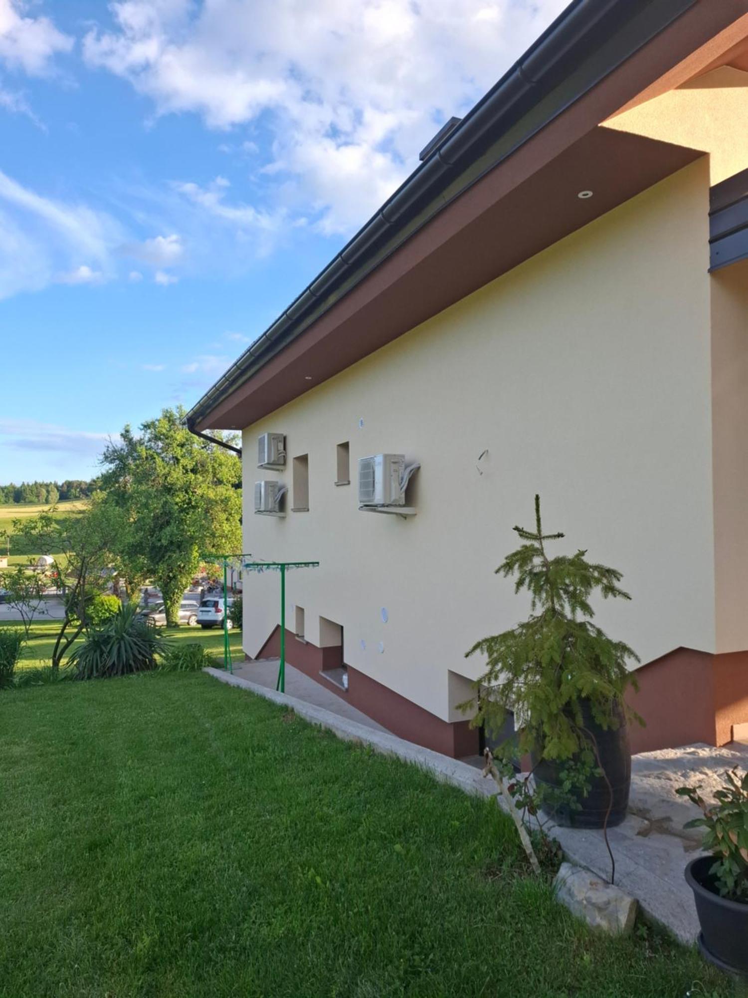 Luxury Apartment Ana With Hot Tub Visnja Gora Esterno foto