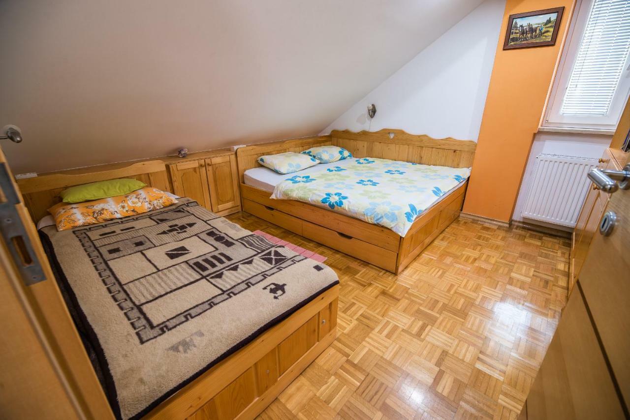 Luxury Apartment Ana With Hot Tub Visnja Gora Esterno foto