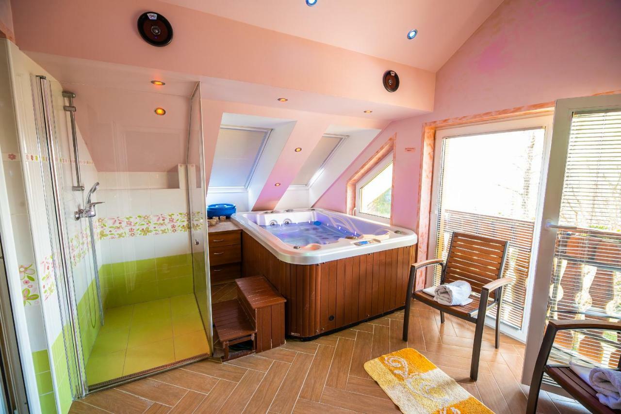 Luxury Apartment Ana With Hot Tub Visnja Gora Esterno foto