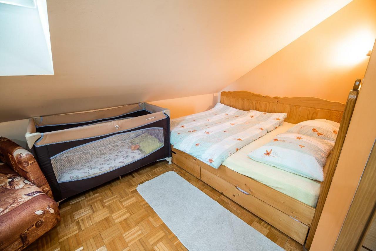 Luxury Apartment Ana With Hot Tub Visnja Gora Esterno foto